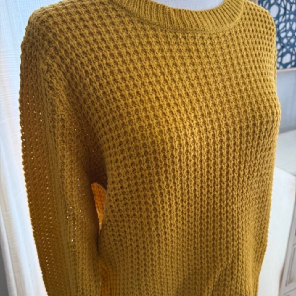 WAFFLE KNIT "ZOEY" SWEATER CREW NECK WITH A TIE BACK  -  SIZE XL